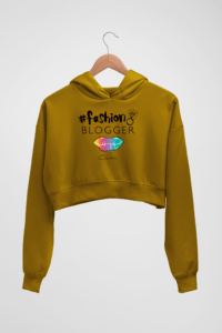 Fashion Blogger Women's Crop Hoodie - Its Clover