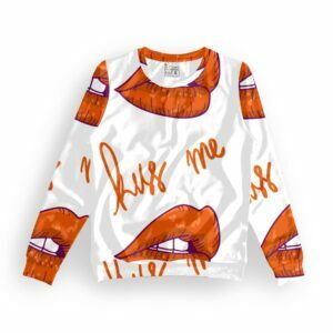 Kiss Me Style Women's All over print Sweatshirt its clover