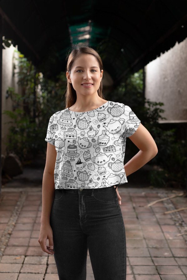 Black & White Tea Style Women's All over print Crop Top - Its Clover
