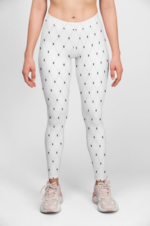 White Style Women's All over print Leggings its clover