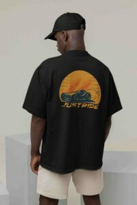 back-view-itsclover-of-a-man-wearing-an-oversized-tee-
