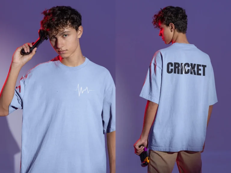 Men’s Oversized T-Shirt itsclover cricket